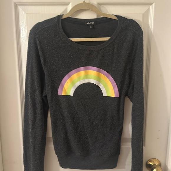 Wildfox rainbow 🌈 design sweater - Picture 1 of 3